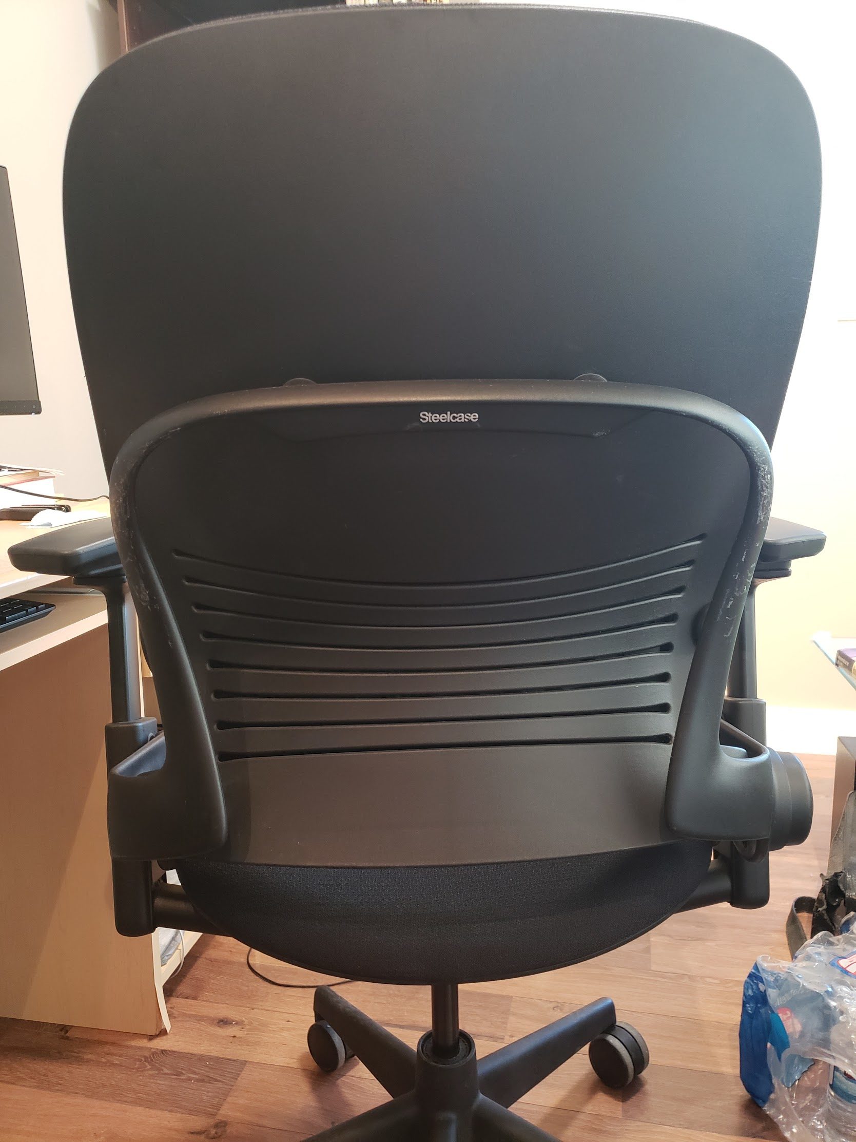 Steelcase Leap V2 Ergonomic Chair 330 Sold For Sale Redflagdeals Com Forums