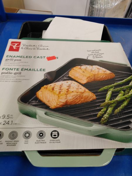Real Canadian Superstore] 3 pack of cast iron pans - $8.94 clearance price  YMMV - RedFlagDeals.com Forums