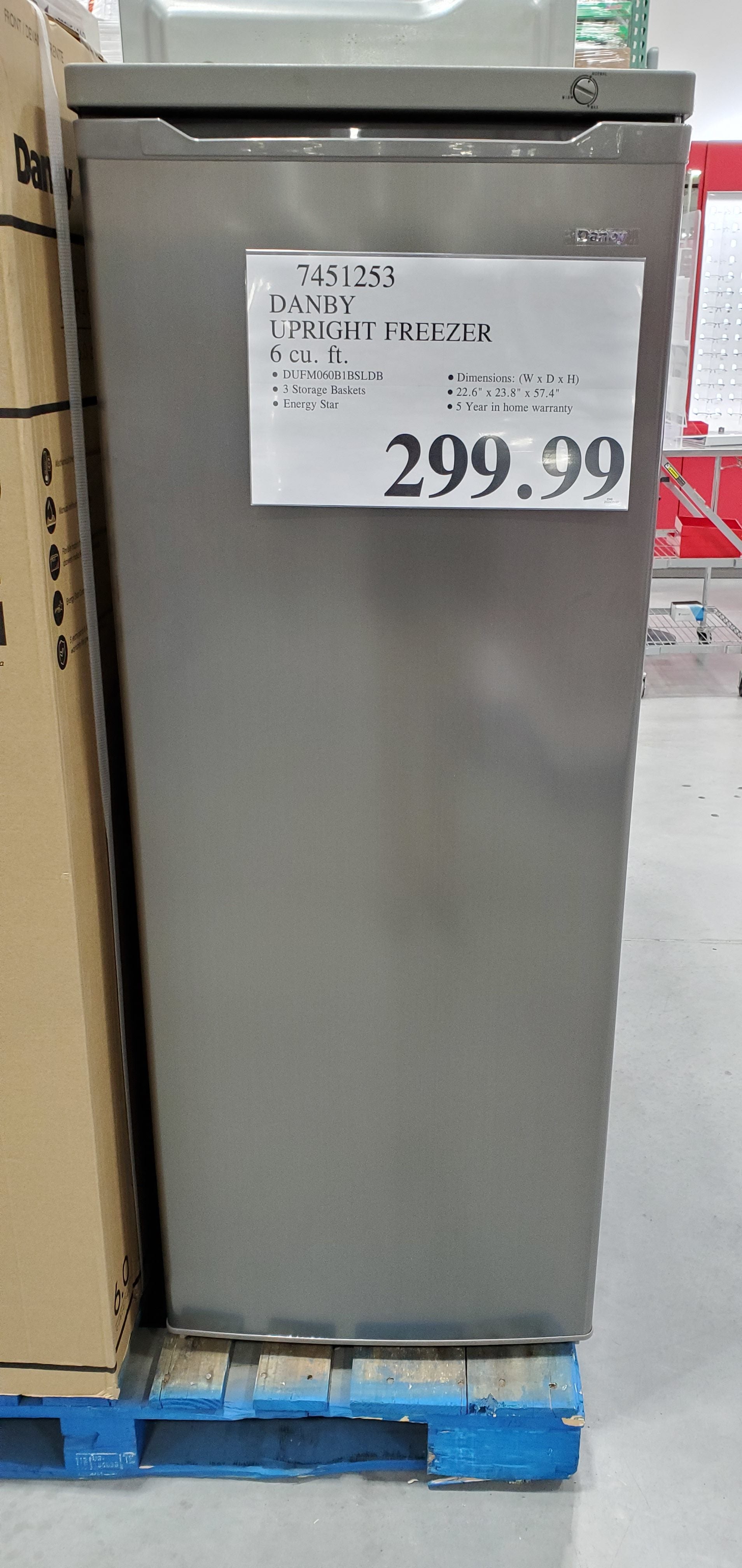 [Costco] Danby Upright Freezer 6 cu ft $299.99 in store - RedFlagDeals