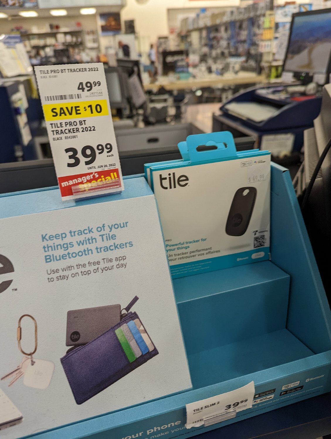 [London Drugs] [LONDON DRUGS Multiple YYMV] Tile tracker; Electric