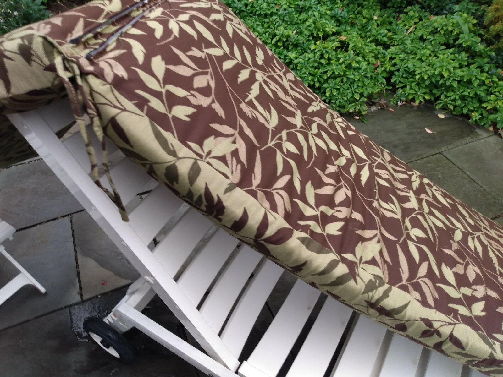 Best colour for patio set cushions? Forums