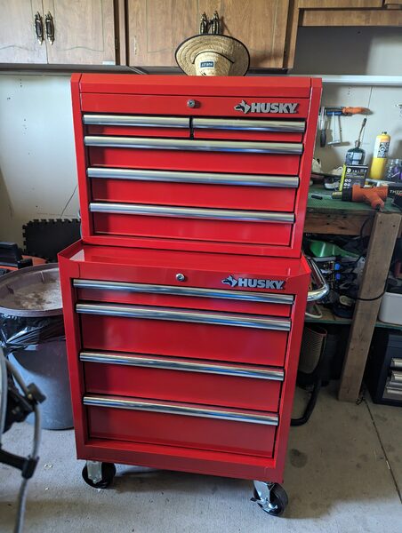 Husky 27 inch 9 drawer tool chest Clearance