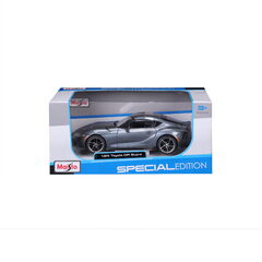 Maisto 1:24 scale car toys