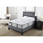 Stearns & Foster Chatham Island Tight-Top Queen Size Sleep Set - $1499.99 (50% off)